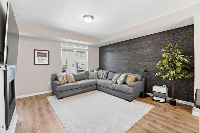 3217 Kempthorne Road, Cary, NC 27519