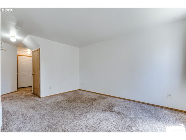 112 LEA Ave, Eugene, OR 97404