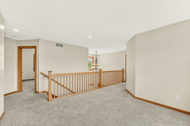 2144 Jade Lane NE, Rochester, MN 55906