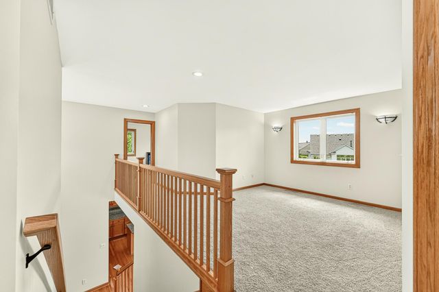 2144 Jade Lane NE, Rochester, MN 55906
