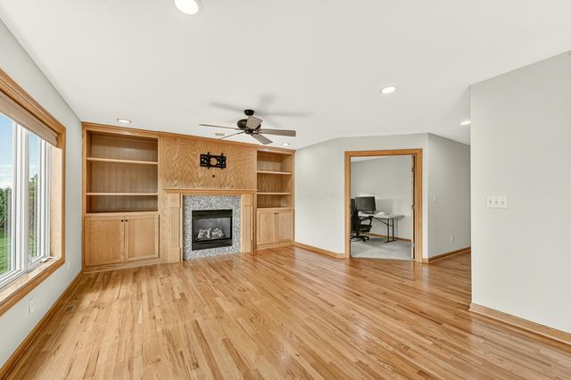 2144 Jade Lane NE, Rochester, MN 55906