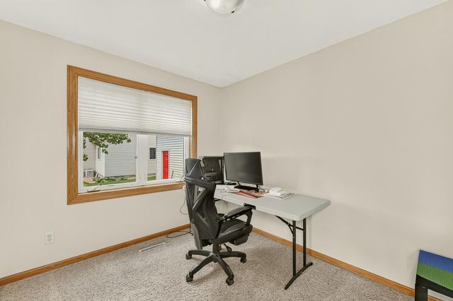 2144 Jade Lane NE, Rochester, MN 55906