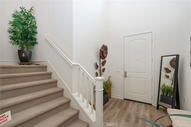129 Carlow, Irvine, CA 92618