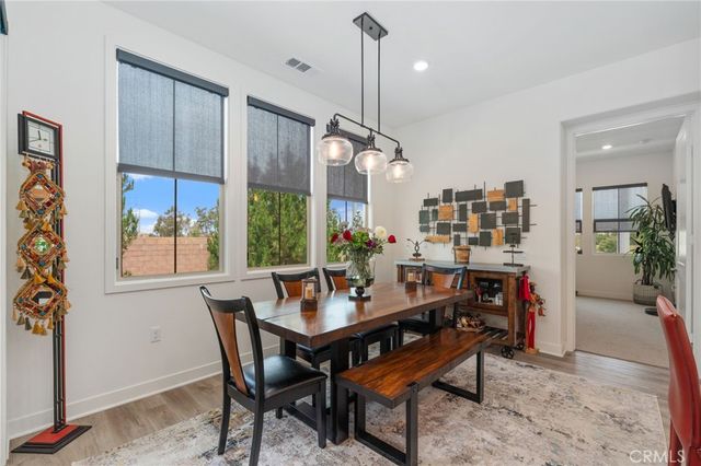 129 Carlow, Irvine, CA 92618