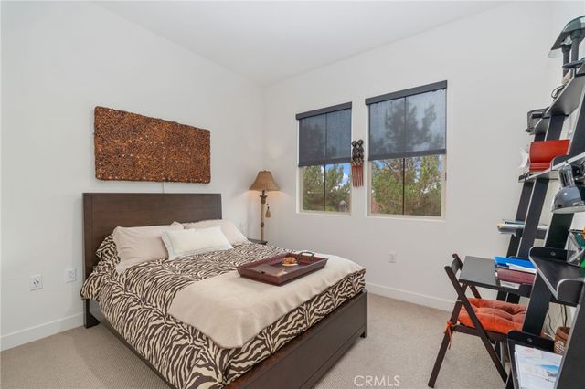 129 Carlow, Irvine, CA 92618