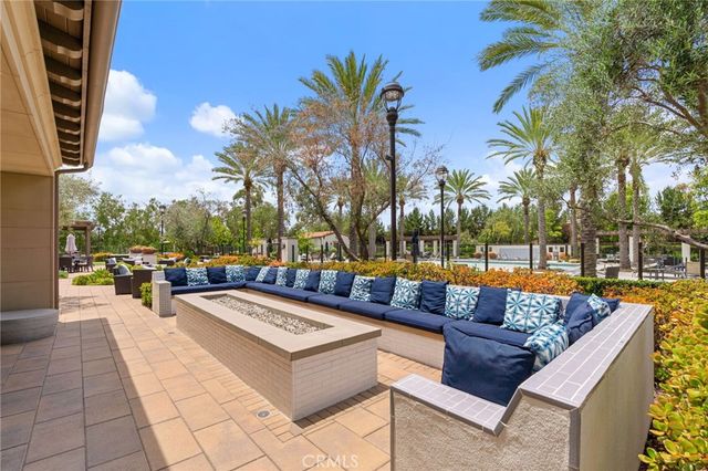 129 Carlow, Irvine, CA 92618