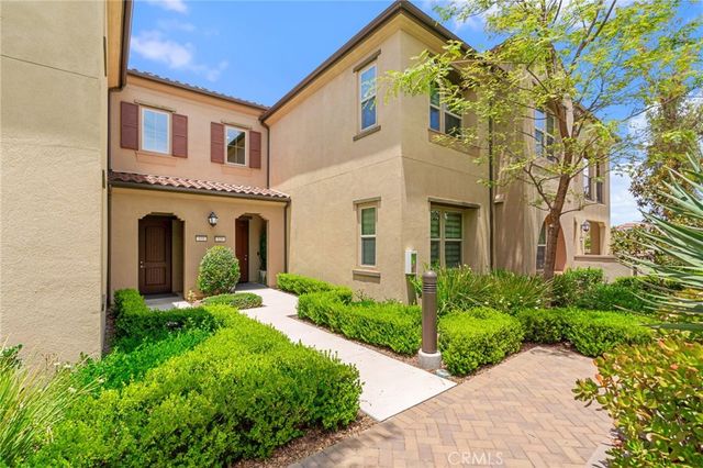 129 Carlow, Irvine, CA 92618