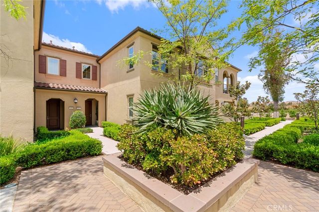 129 Carlow, Irvine, CA 92618