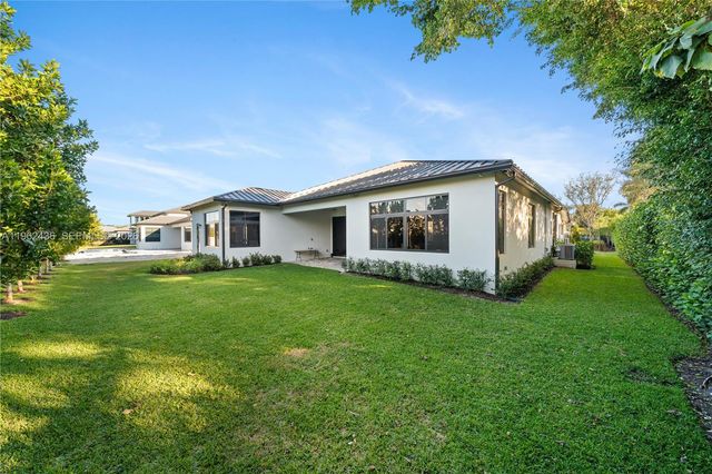 7387 SW 74th Lane, Miami, FL 33143