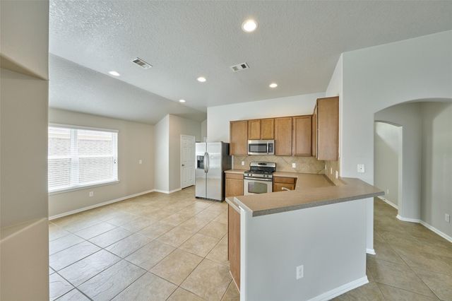 9935 Knob Hollow Way, Conroe, TX 77385