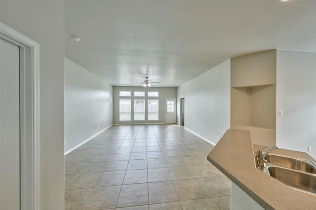 9935 Knob Hollow Way, Conroe, TX 77385