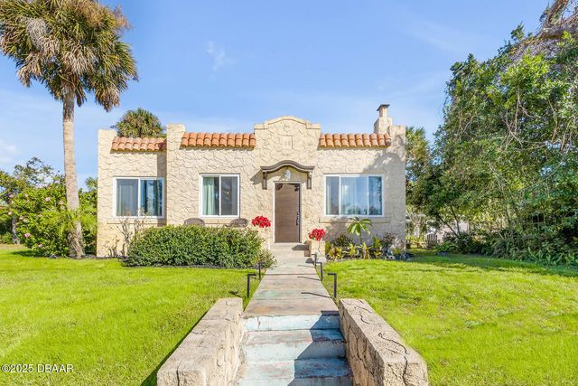 113 S Halifax Drive, Ormond Beach, FL 32176