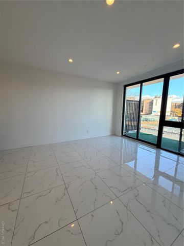 45-16 83rd Street E-4H, Elmhurst, NY 11373