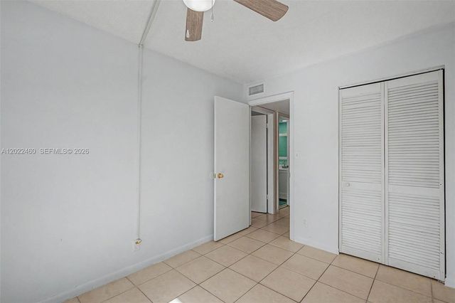 3764 SW 60th Ter 15, Davie, FL 33314