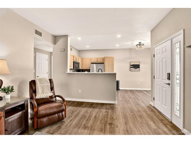 1190 Opal St 104, Broomfield, CO 80020