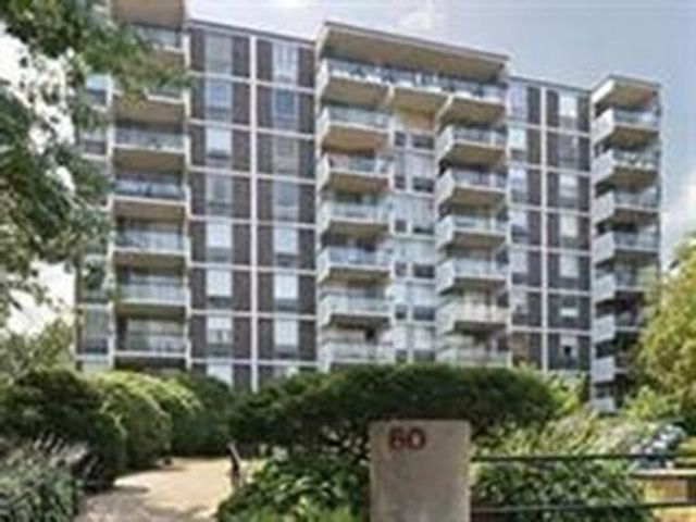 60 Babcock St 96, Brookline, MA 02446
