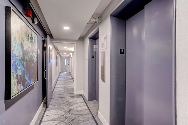 60 Babcock St 96, Brookline, MA 02446