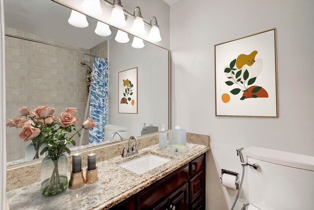 60 Babcock St 96, Brookline, MA 02446
