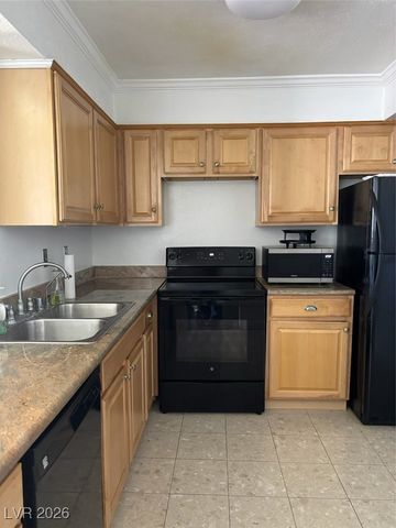 3930 University Center Drive 702, Las Vegas, NV 89119