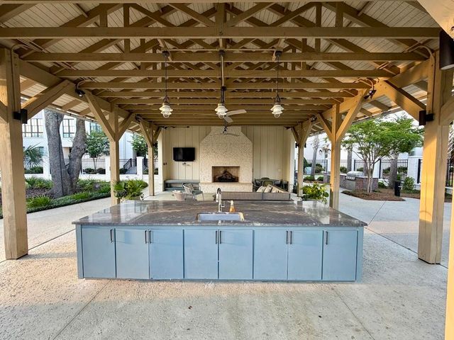 320 Longshore Street 1046, Charleston, SC 29492