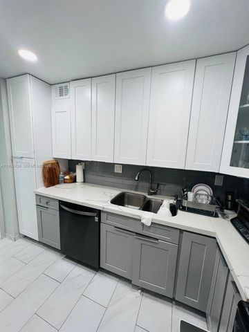 400 Kings Point Dr 1504, Sunny Isles Beach, FL 33160