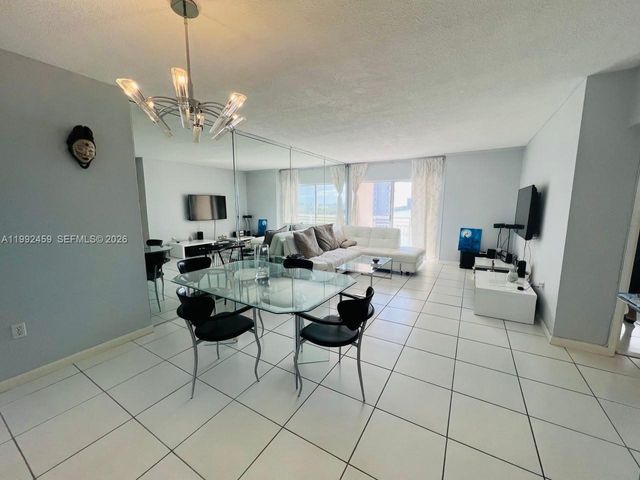 400 Kings Point Dr 1504, Sunny Isles Beach, FL 33160