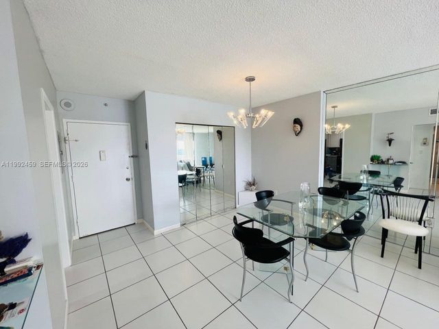 400 Kings Point Dr 1504, Sunny Isles Beach, FL 33160
