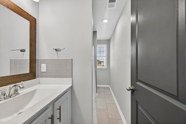 605 Hilchot Drive, Summerville, SC 29486