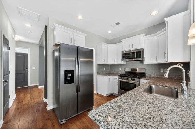 605 Hilchot Drive, Summerville, SC 29486