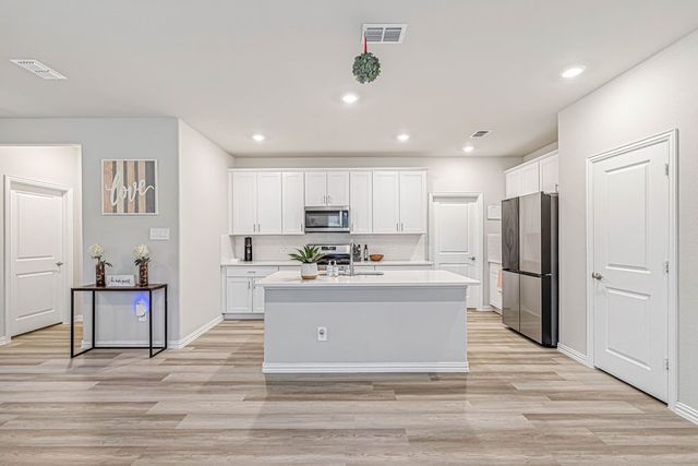 610 Melody Hill Drive, Princeton, TX 75071