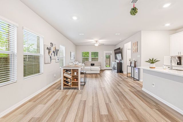 610 Melody Hill Drive, Princeton, TX 75071