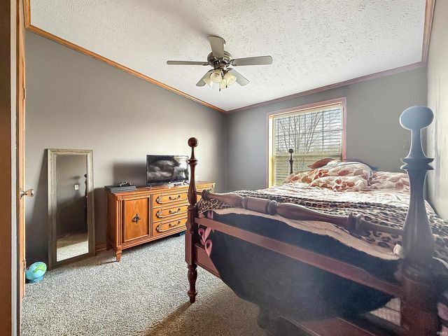 25 Aurora Ann Lane, Bedford, IN 47421