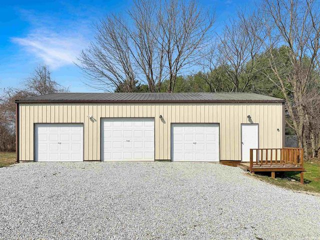 25 Aurora Ann Lane, Bedford, IN 47421