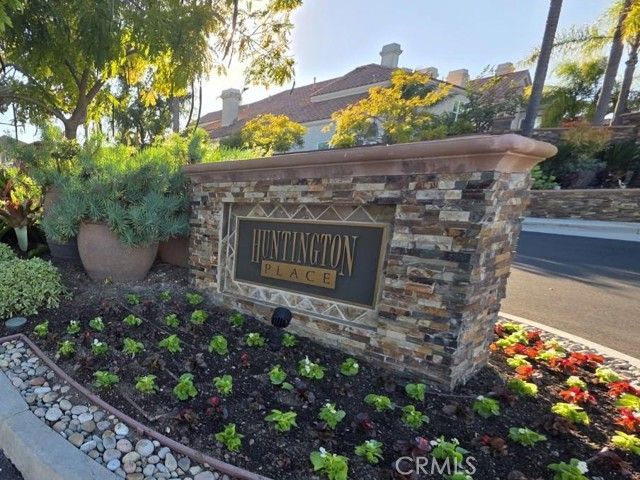 21231 Dove Circle, Huntington Beach, CA 92646