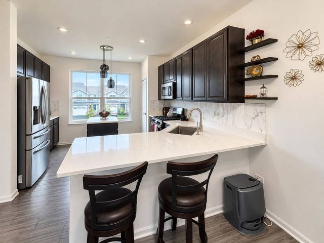 2701 Martini Street, Mundelein, IL 60060