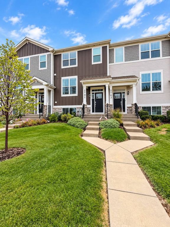 2701 Martini Street, Mundelein, IL 60060