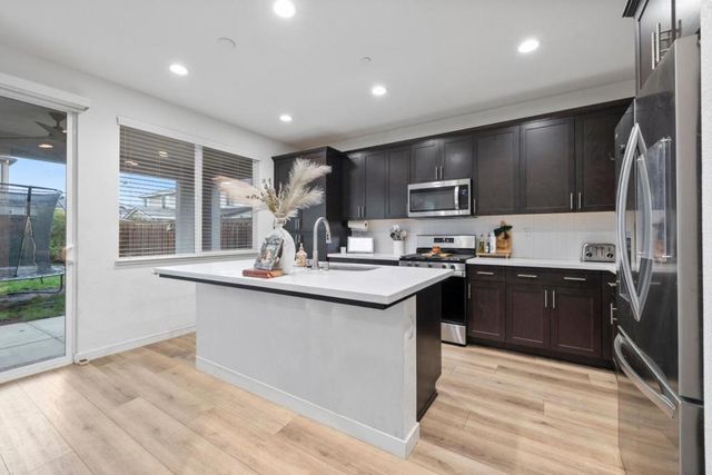 2651 Mulholland Drive, Lathrop, CA 95330