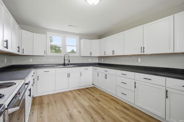 117 S Barclay Street, Fairmount, IN 46928