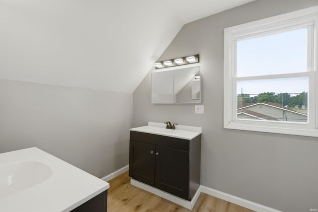 117 S Barclay Street, Fairmount, IN 46928