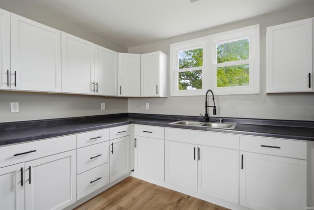 117 S Barclay Street, Fairmount, IN 46928