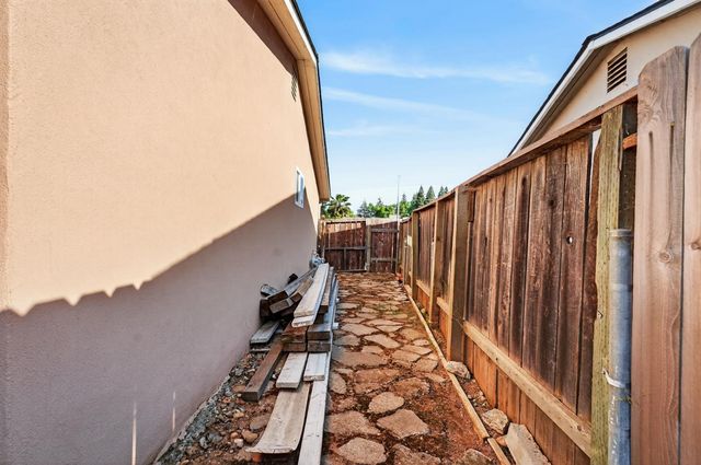 10543 Silverwood Way, Rancho Cordova, CA 95670