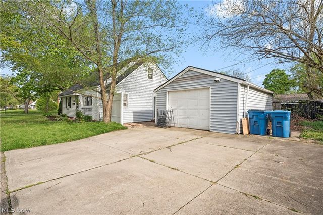921 Euclid Avenue, Lorain, OH 44052