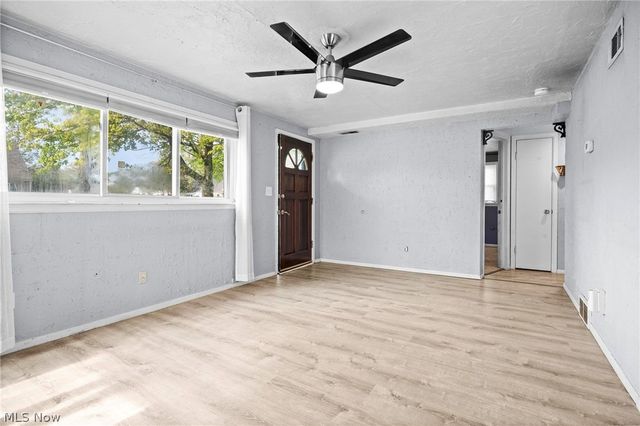 921 Euclid Avenue, Lorain, OH 44052