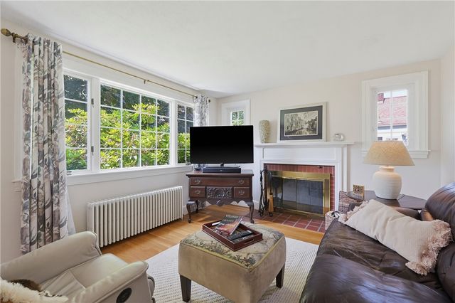 80 Circuit Drive, East Providence, RI 02915