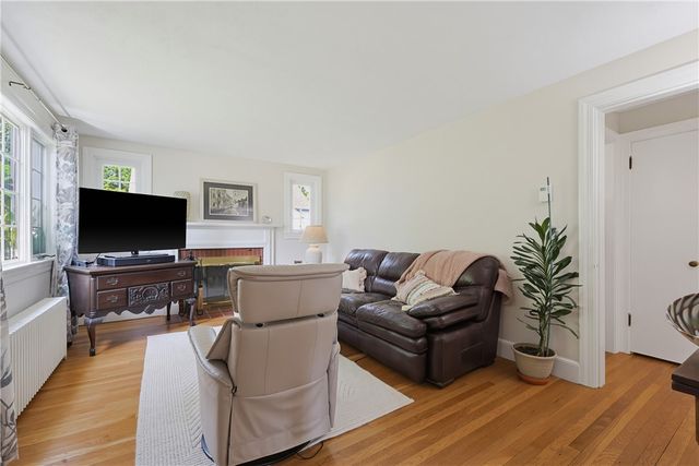 80 Circuit Drive, East Providence, RI 02915