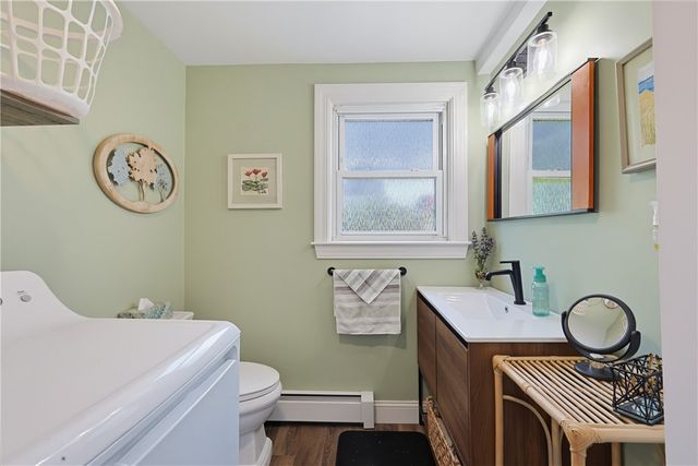 80 Circuit Drive, East Providence, RI 02915