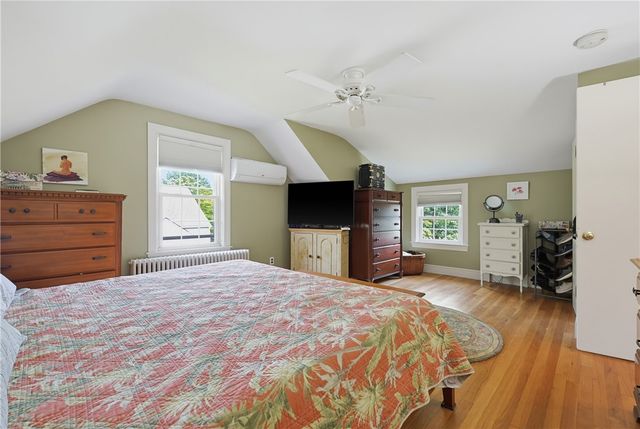 80 Circuit Drive, East Providence, RI 02915