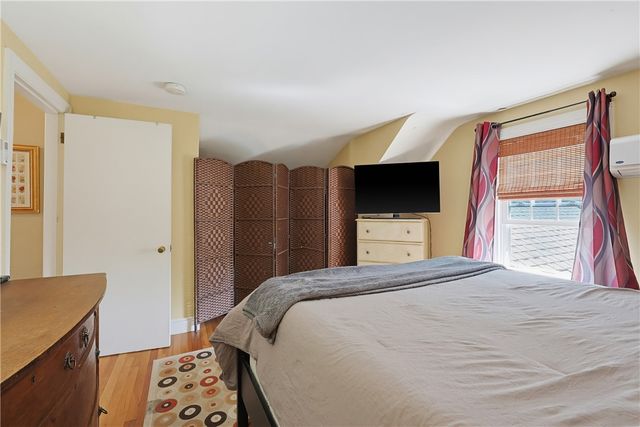 80 Circuit Drive, East Providence, RI 02915