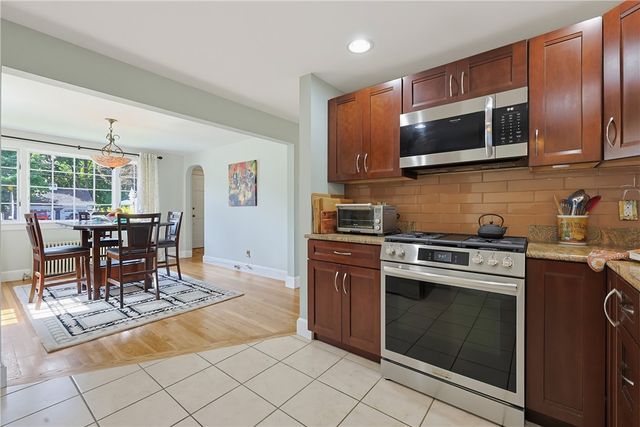 80 Circuit Drive, East Providence, RI 02915