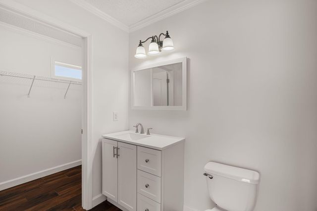 205 Hawthorne Dr., Hattiesburg, MS 39402